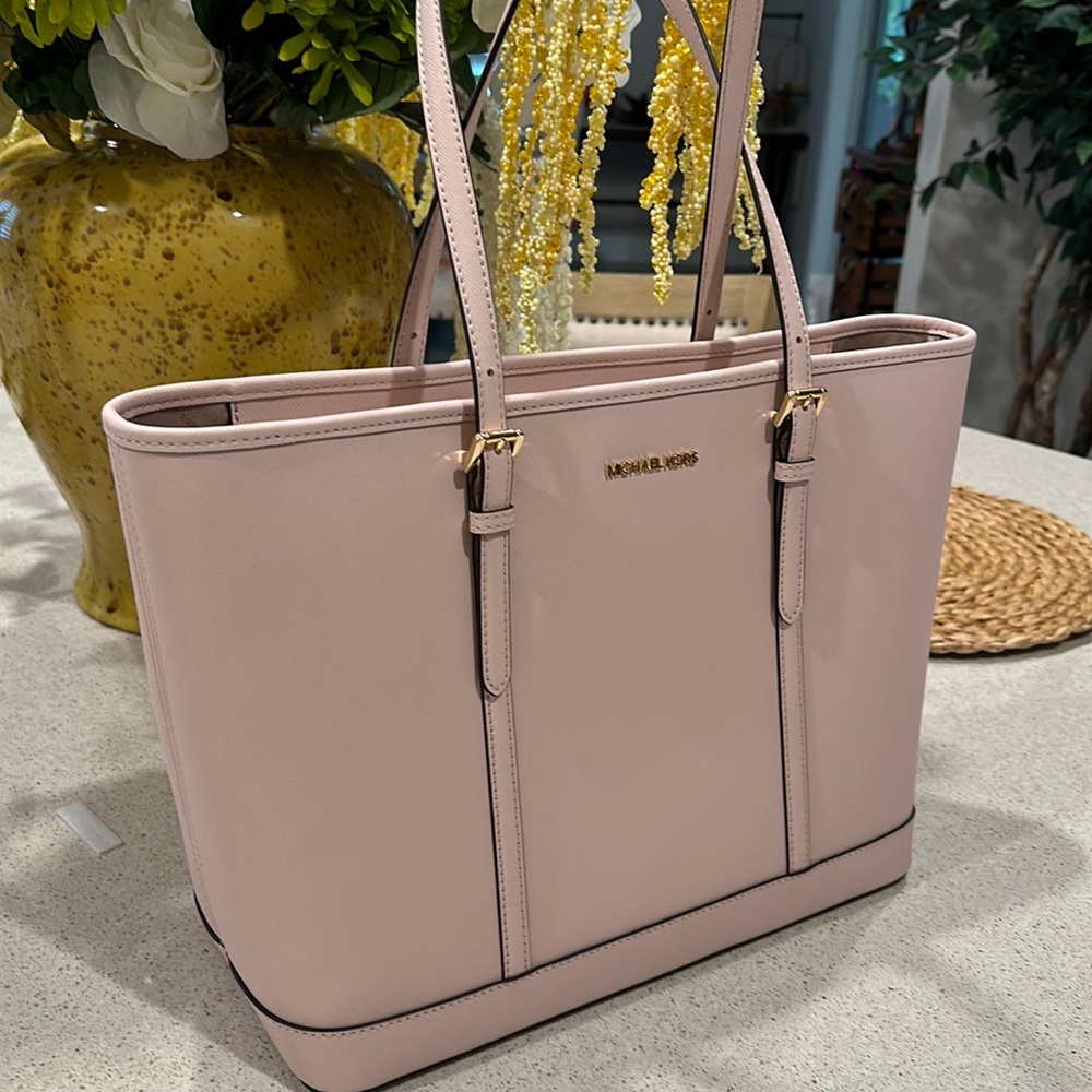 NWT Michael Kors Rose Color Tote - Picture 3 of 10